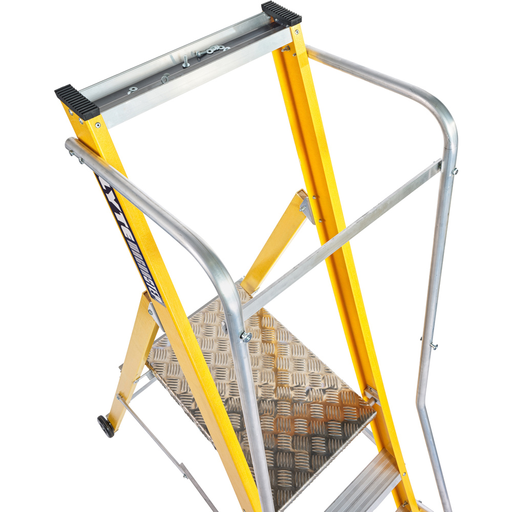 Lyte Ladders and Towers MagnaStep 5 Tread Glassfibre Widesteps Ladder Image 3