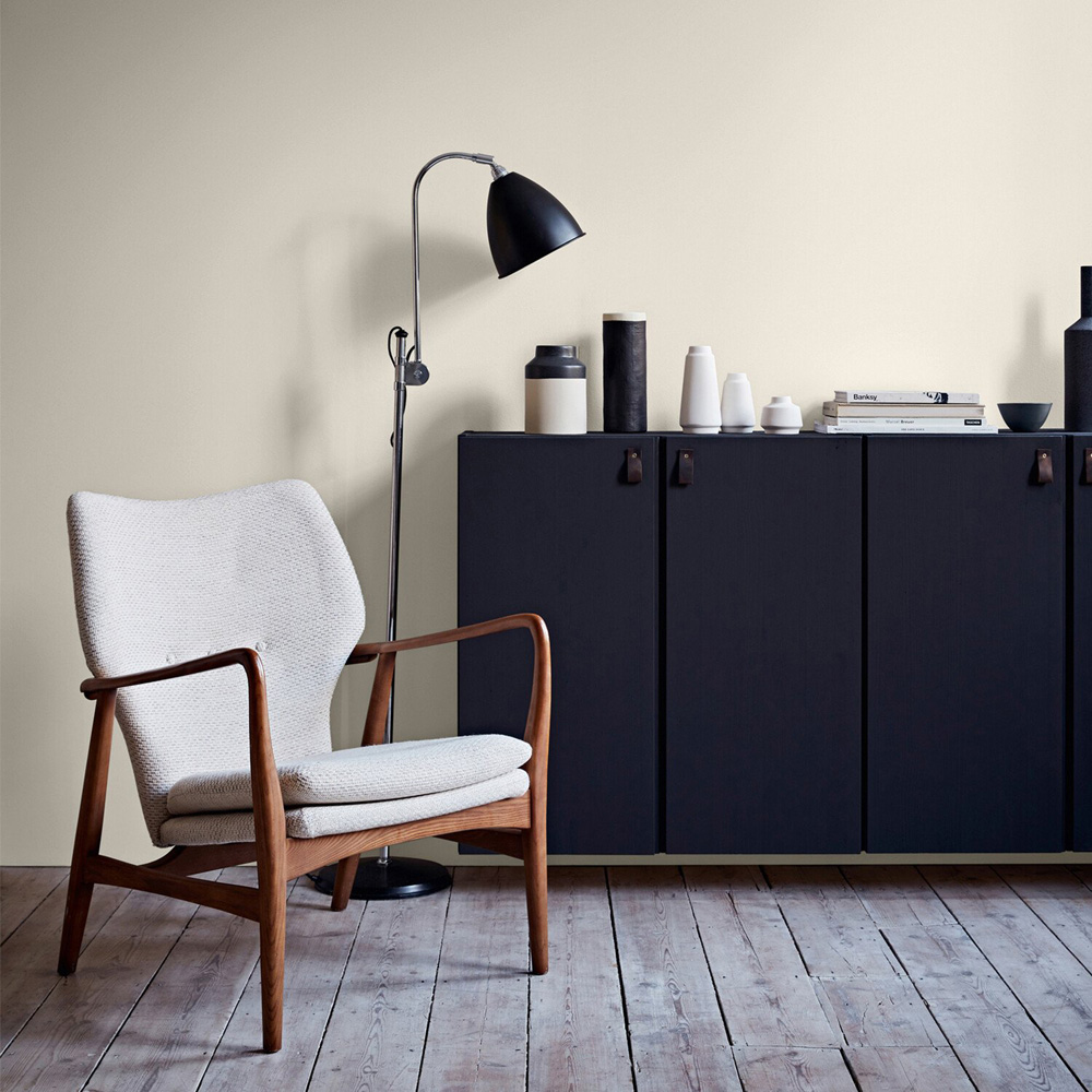 Crown Easyclean Antique Cream Matt Emulsion Multisurface Paint 2.5L Image 5