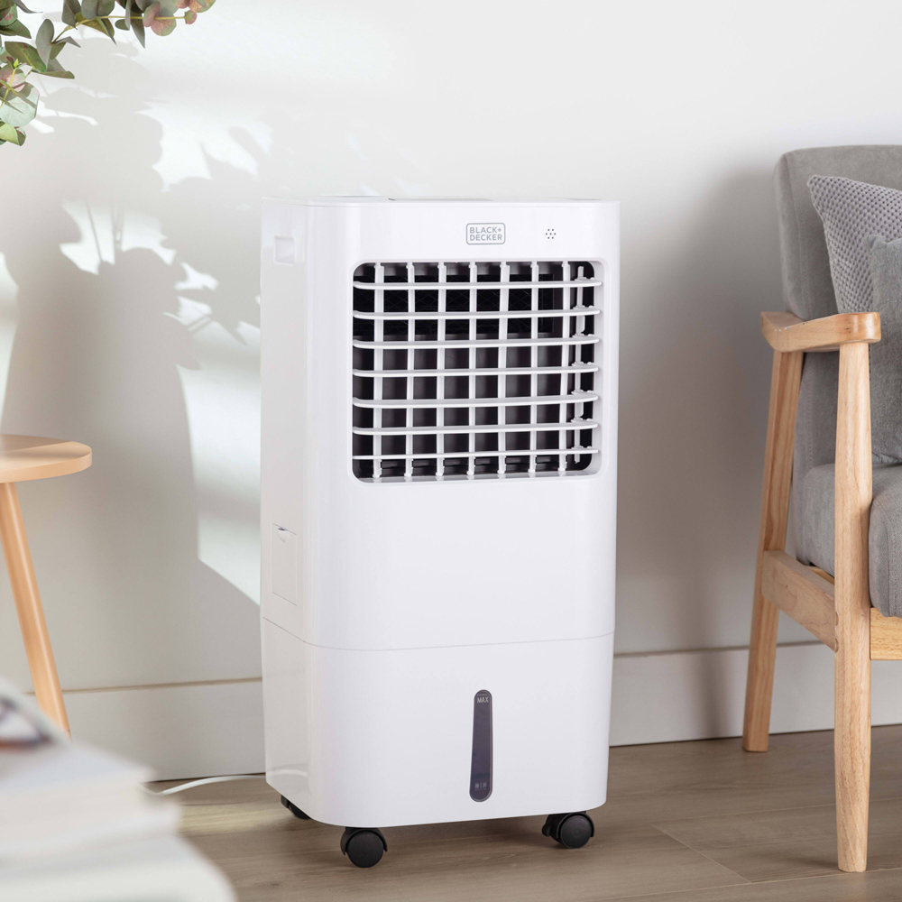 BLACK+DECKER White 2 in 1 Portable Air Cooler 15L Image 2