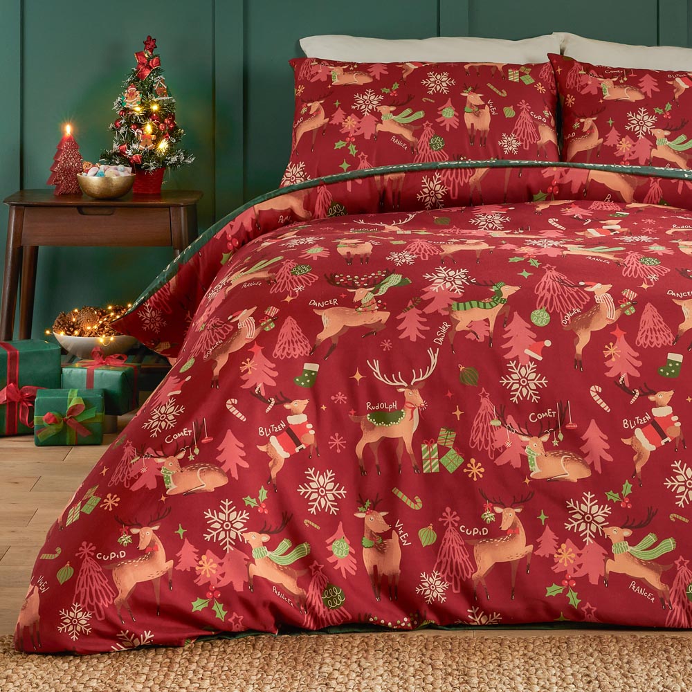 Duvet Day Double Sleigh Team Soft Touch Reversible Duvet Set Image 2
