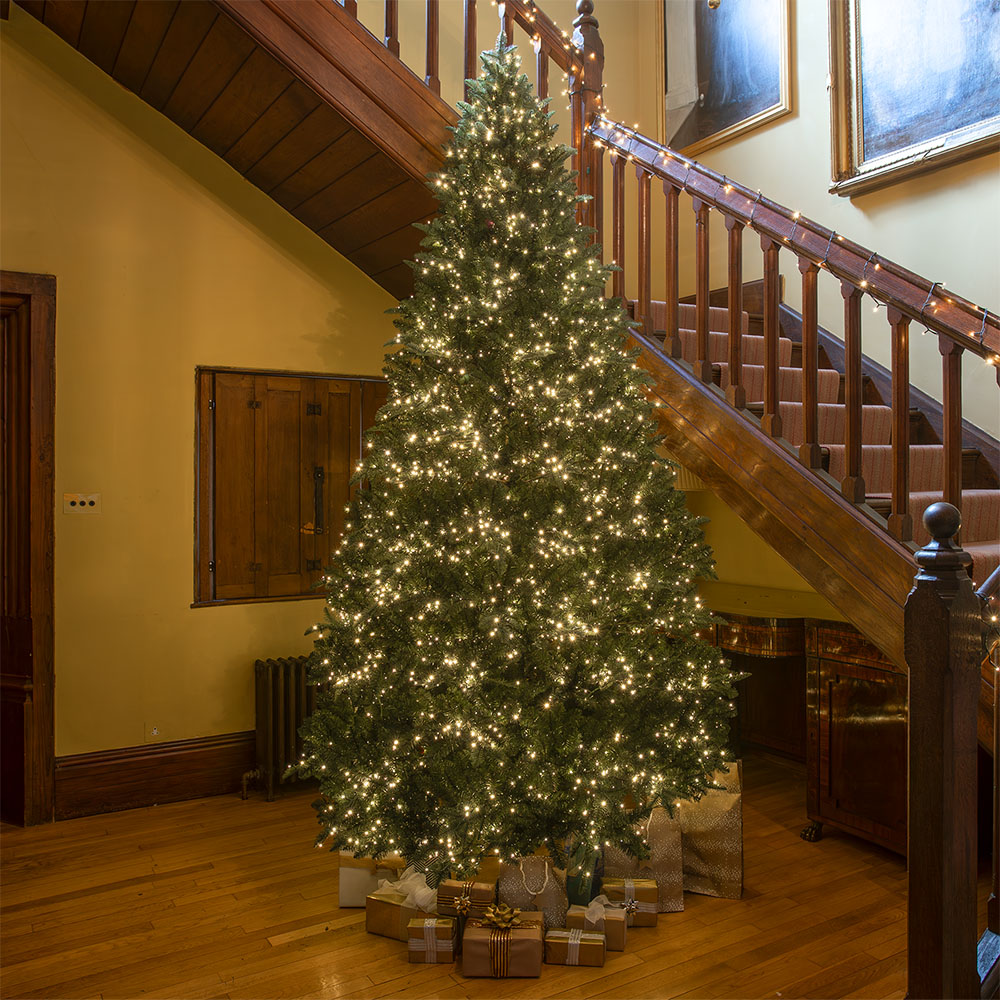 The Christmas Centre Pre-Lit Windsor Fir Artificial Xmas Tree 7.5ft Image 2