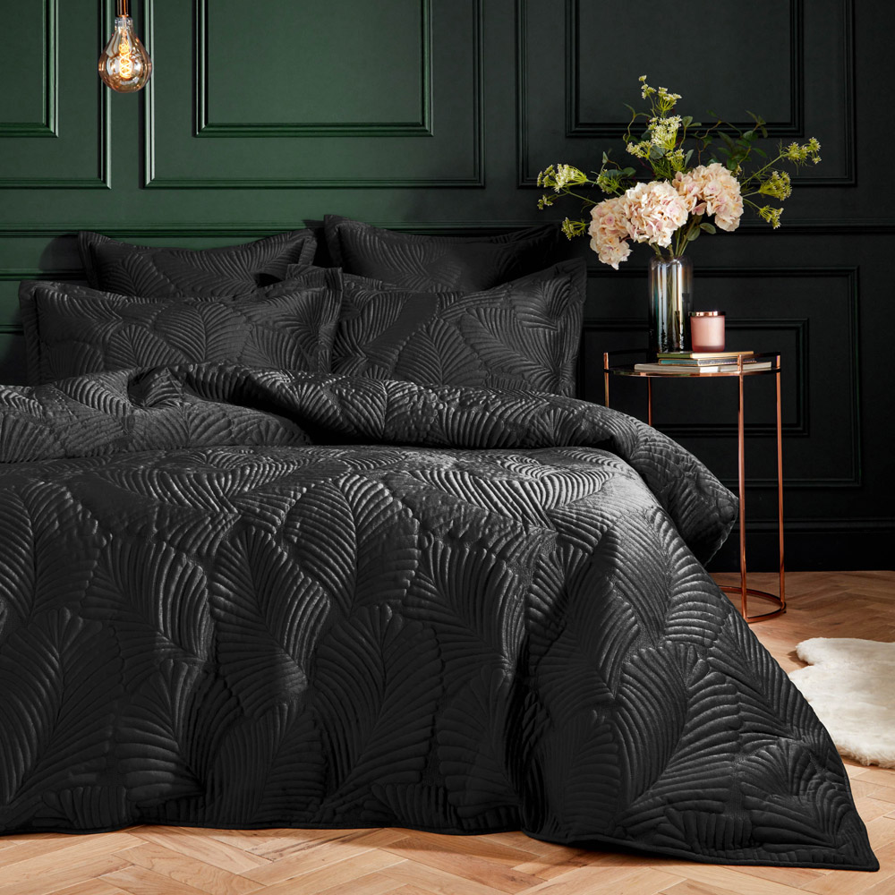 Paoletti Palmeria Double Black Quilted Velvet Duvet Set Image 1