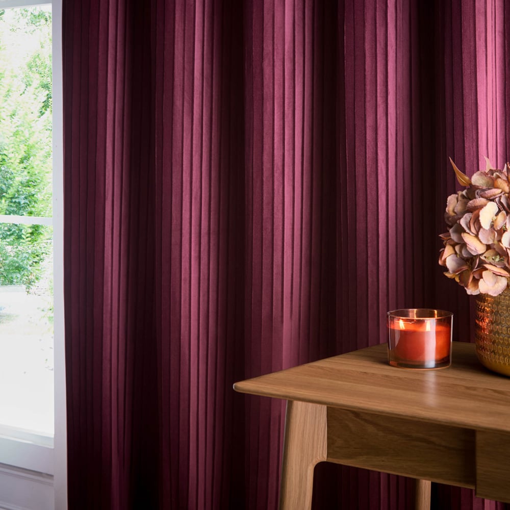 Paoletti Corinthian Red Velvet Eyelet Curtains 168 x 137cm Image 3