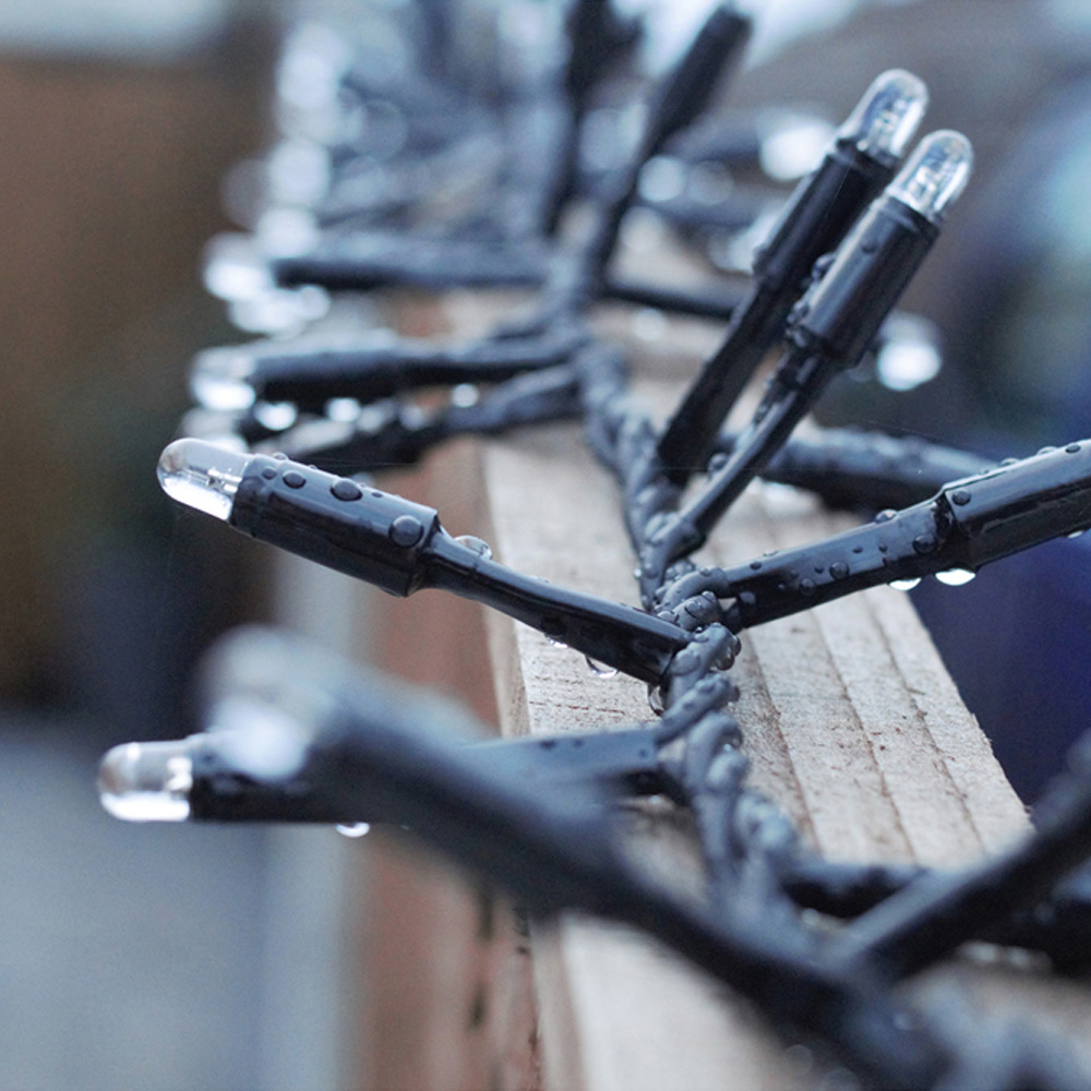 Eagle Connect 500 RGB LED Black Cluster Light 10m Image 5