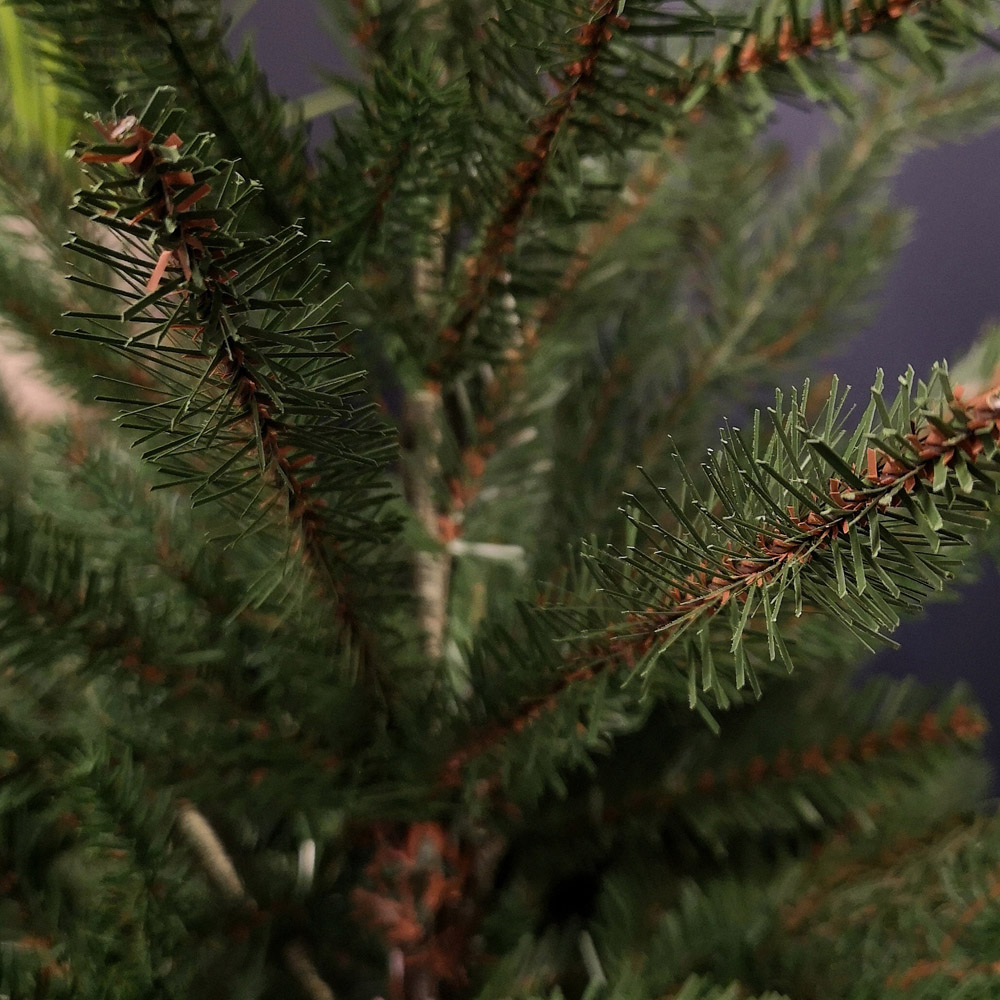 Premier Glenshee Spruce Potted Artificial Christmas Tree 3ft Image 3