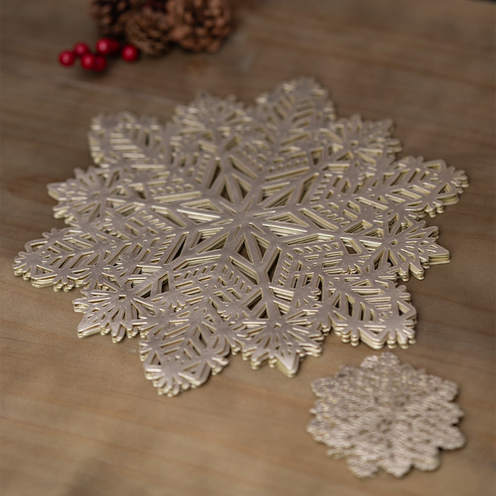 Marco Paul Gold Vinyl Snowflake Placemat and Coaster 6 Pack Image 2