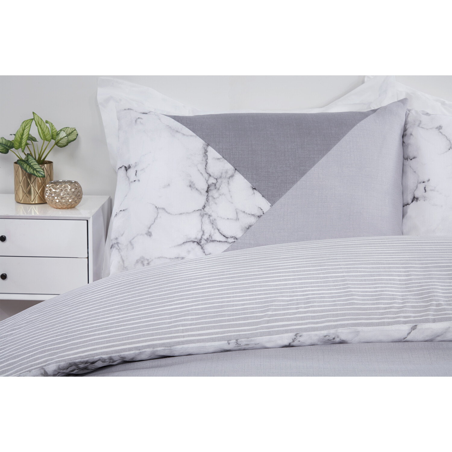 My Home Double Grey Marble Geo Duvet Set Image 3