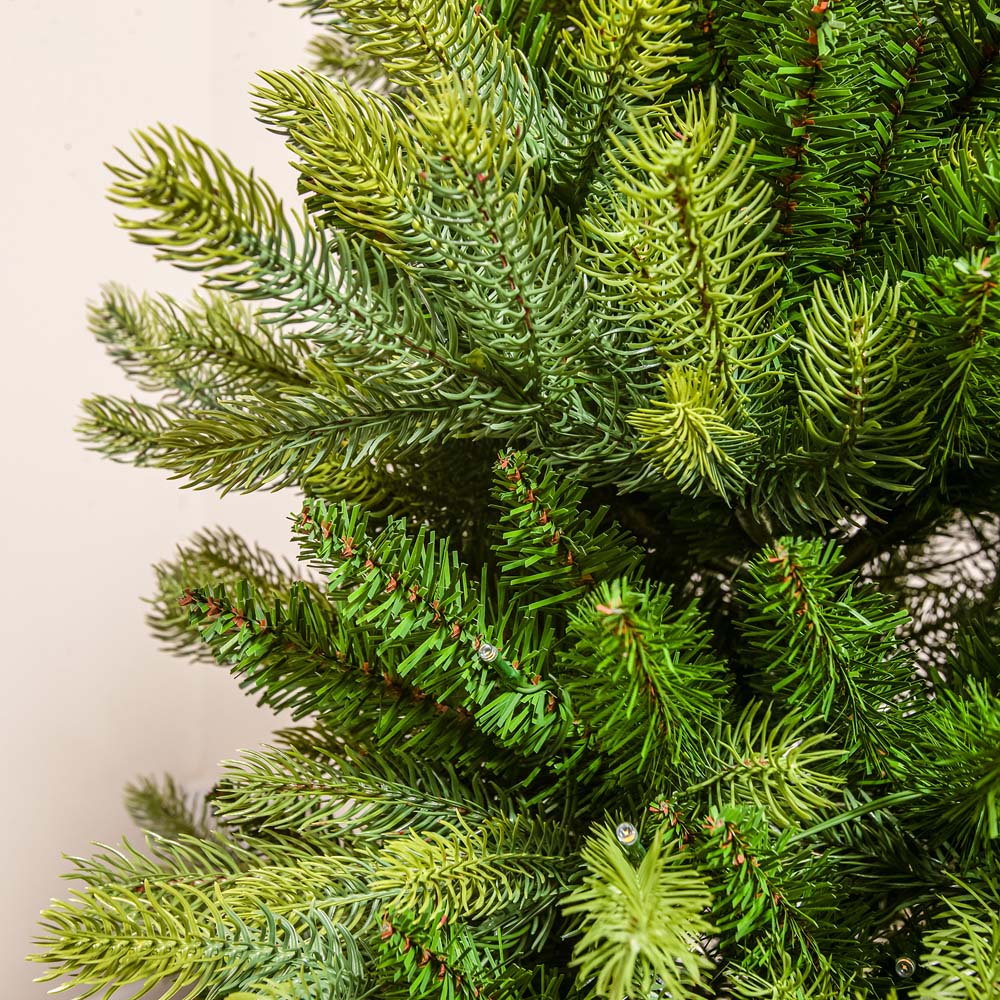 The Christmas Centre Pre-Lit Canterbury Artificial Xmas Tree 4.5ft Image 7