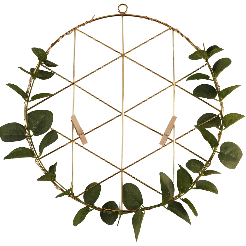 Lighting Collection Wire Grid with LED Lights and Leaves Image 1