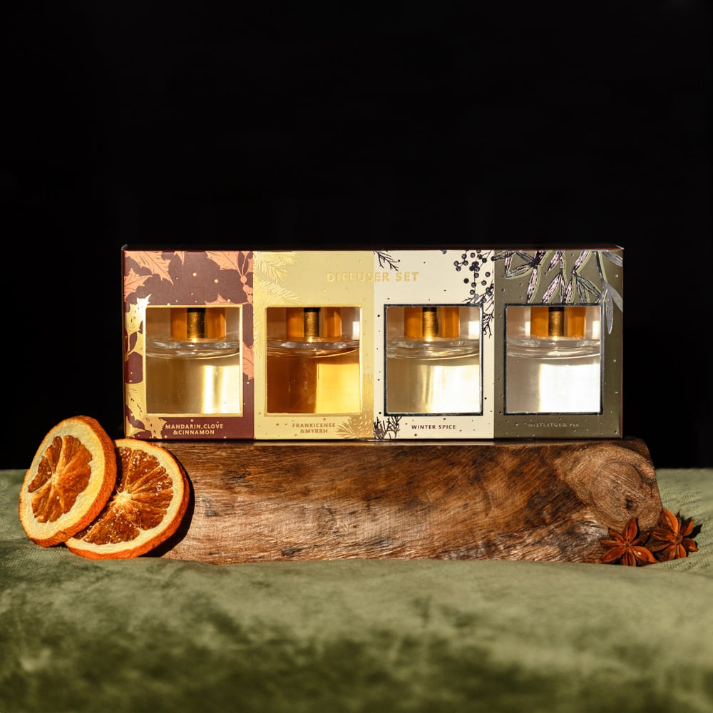 Marco Paul 4 Piece Reed Diffuser Christmas Gift Set Image 3