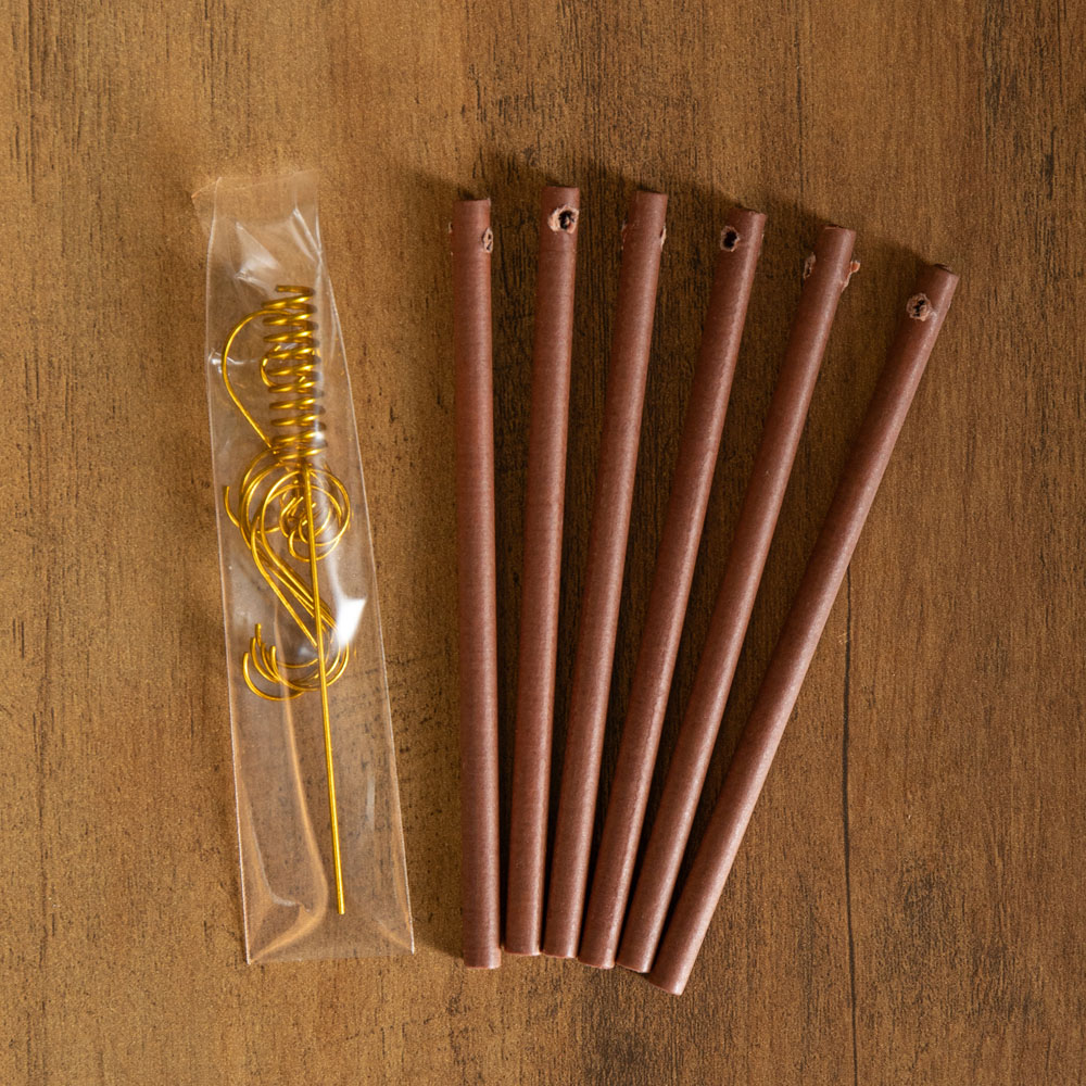 Samuel Alexander Into The Vanilla Woods Scented Christmas Scentsicles with Hooks 25g Image 6