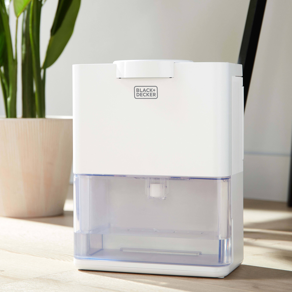 Black+Decker 2-in-1 3.2L Smart Dehumidifier with Air Purifier Image 2