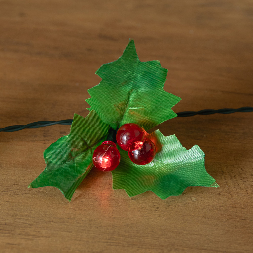 Samuel Alexander 100 Red LED Berry and Holly Green String Light 8m Image 6