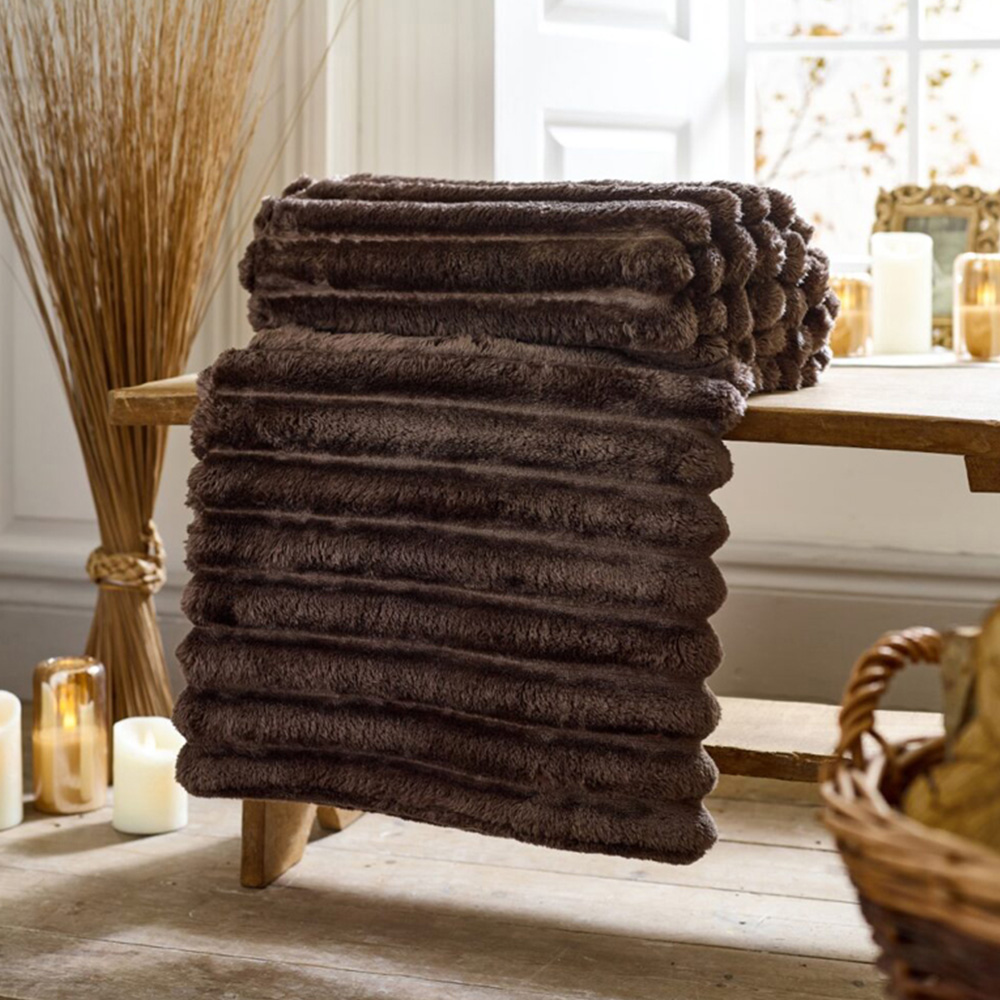 Deyongs Alnwick Mocha Throw 140 x 180cm Image 2