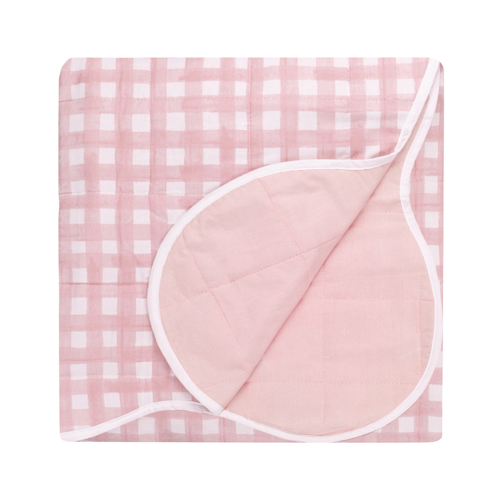 Furn Pink Scallop Quilted Bedspread 150 x 200cm Image 4