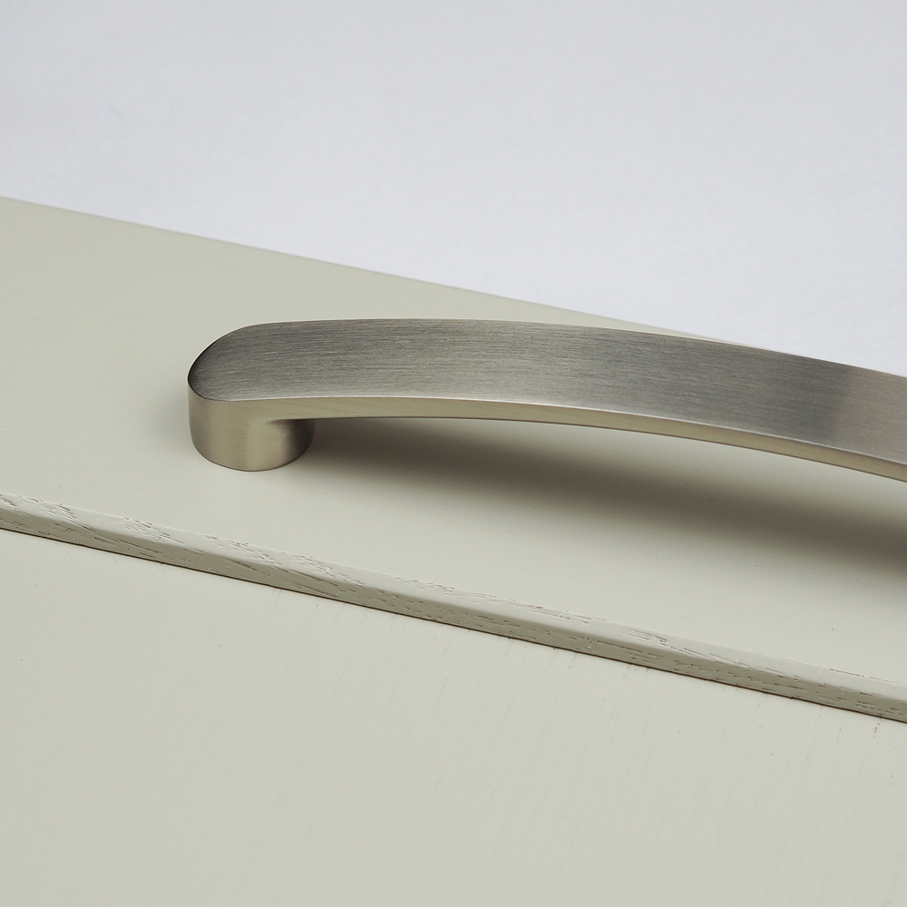 Handle & Home Brushed Nickel Arched Handle 160mm Image 4