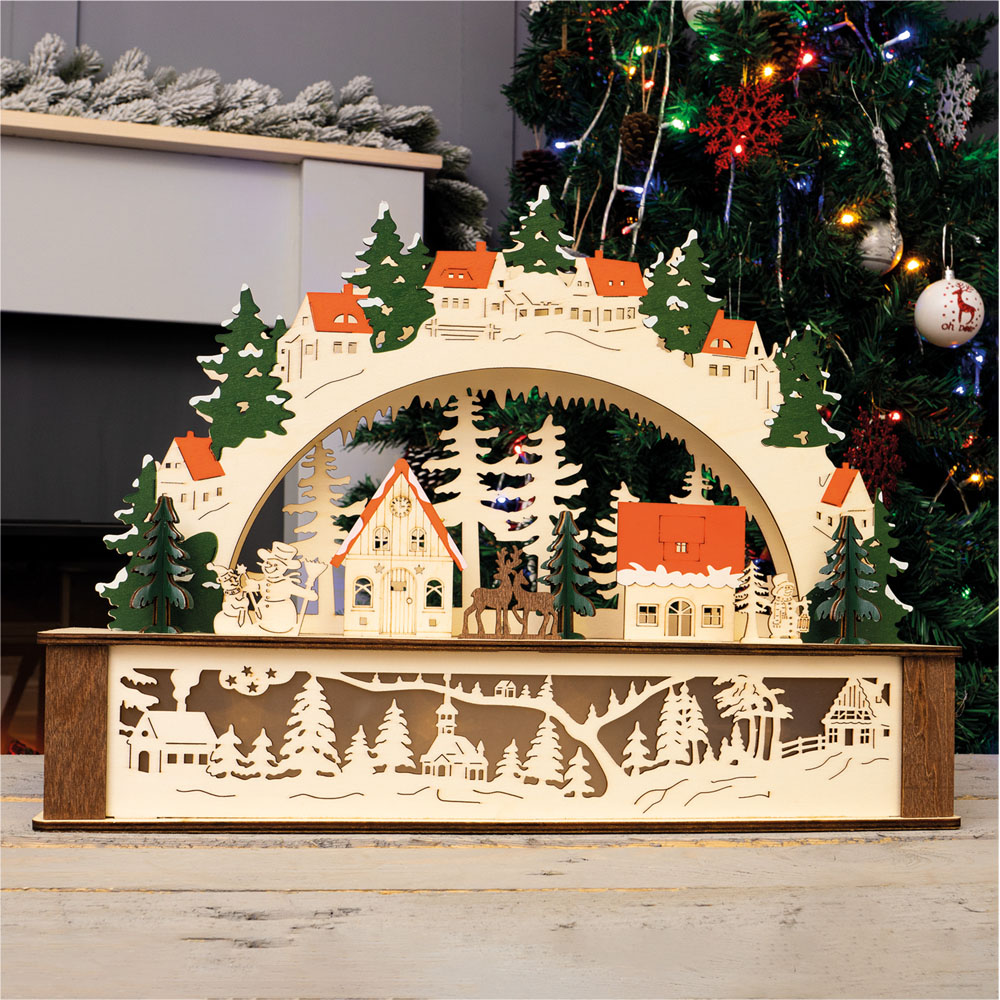 St Helens Wooden Light Up Festive Scene Image 2