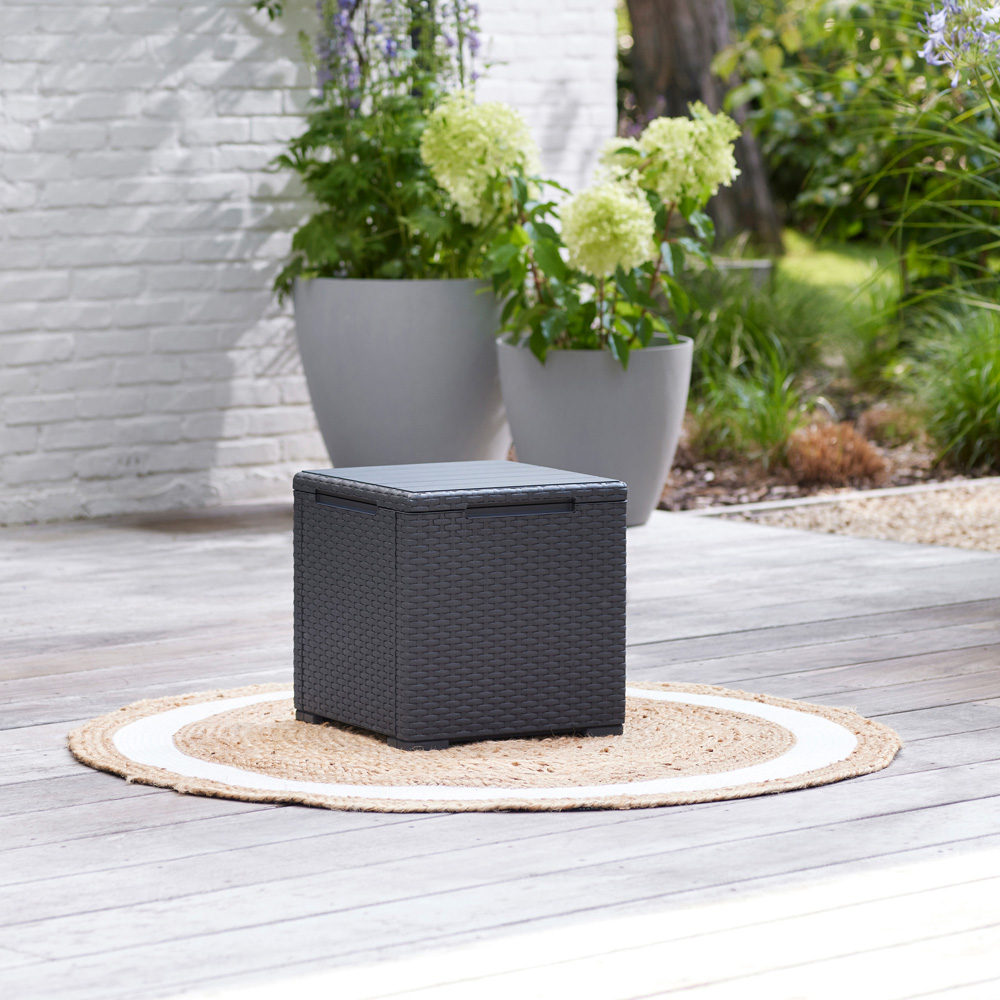 Keter Marie 4 Seater Sofa Set Image 7