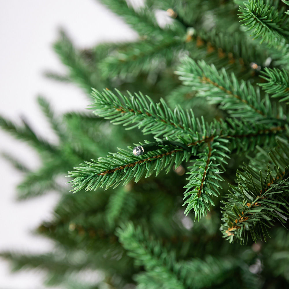 Evergreen Classics Augusta Pine Premium Artificial Christmas Tree 7ft Image 8