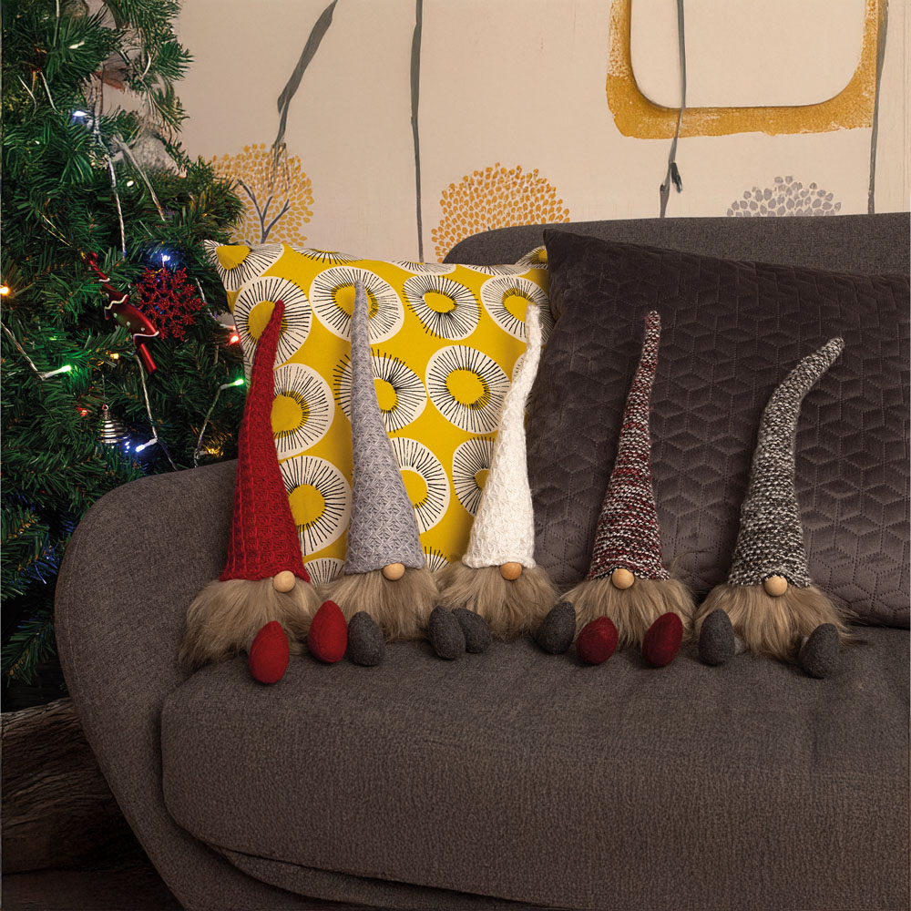 St Helens White Hat Fabric Santa Gonk Christmas Decoration Image 8