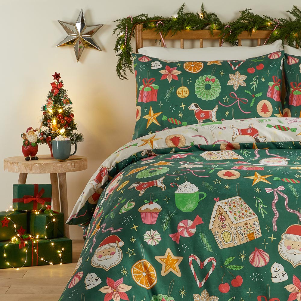 Duvet Day Double Festive Treats Printed Soft Touch Reversible Duvet Set Image 3