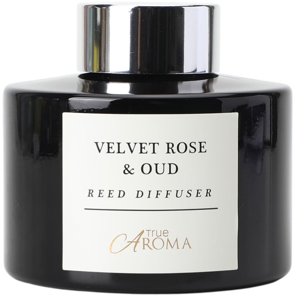 Velvet Rose and Oud Reed Diffuser Image 4