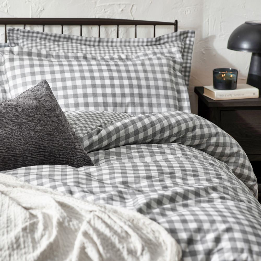 Yard Barton Single Grey Check Printed 144 Thread Count Duvet Cover and Pillowcase Set Image 2