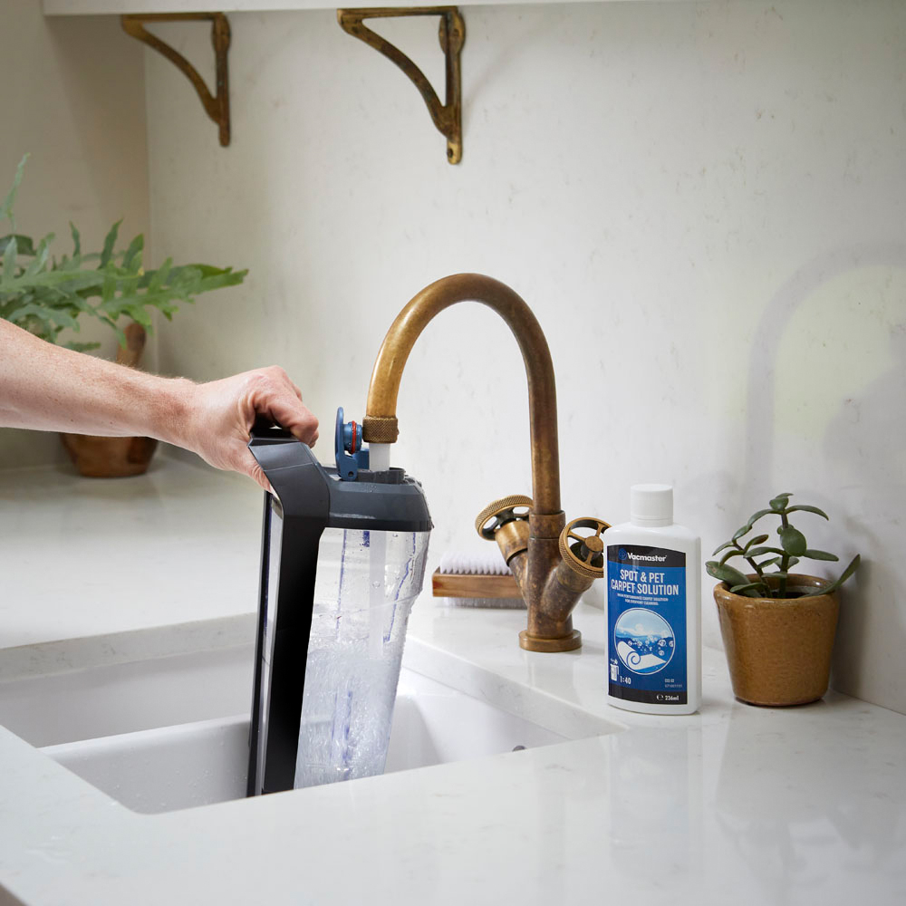 Vacmaster EasyClean Home CA0701UK Upright Carpet Cleaner Image 7