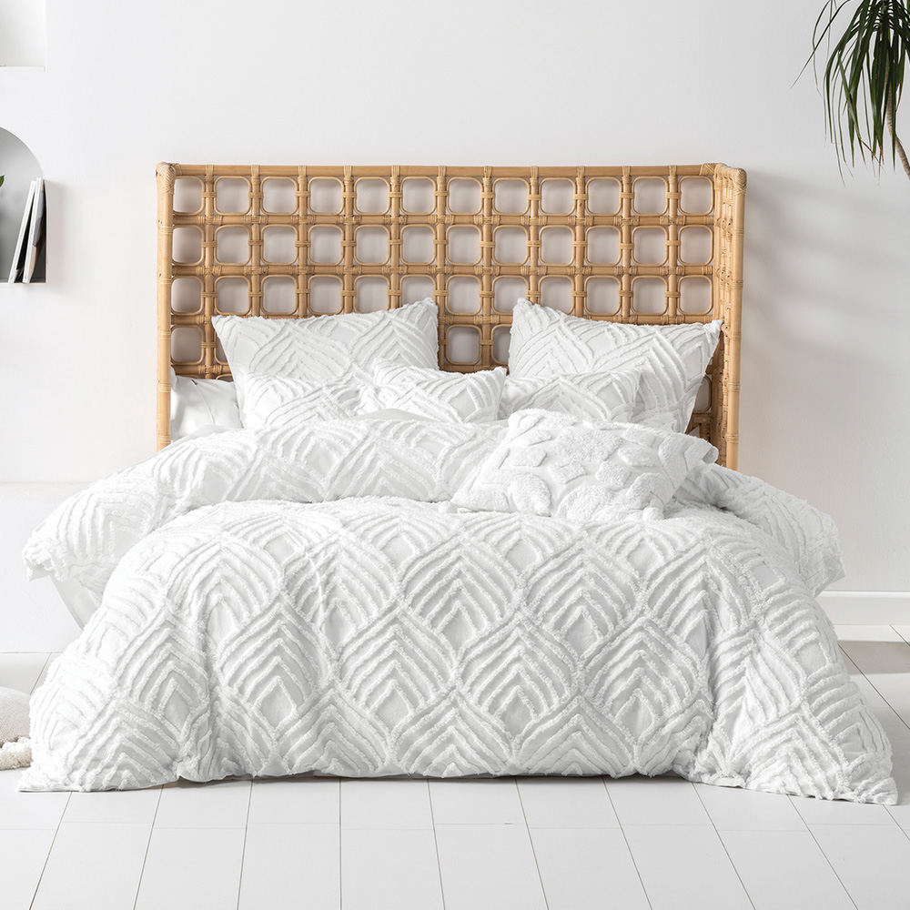 Linen House Palm Springs Super King Ogee Tufted Duvet Cover Set Image 1