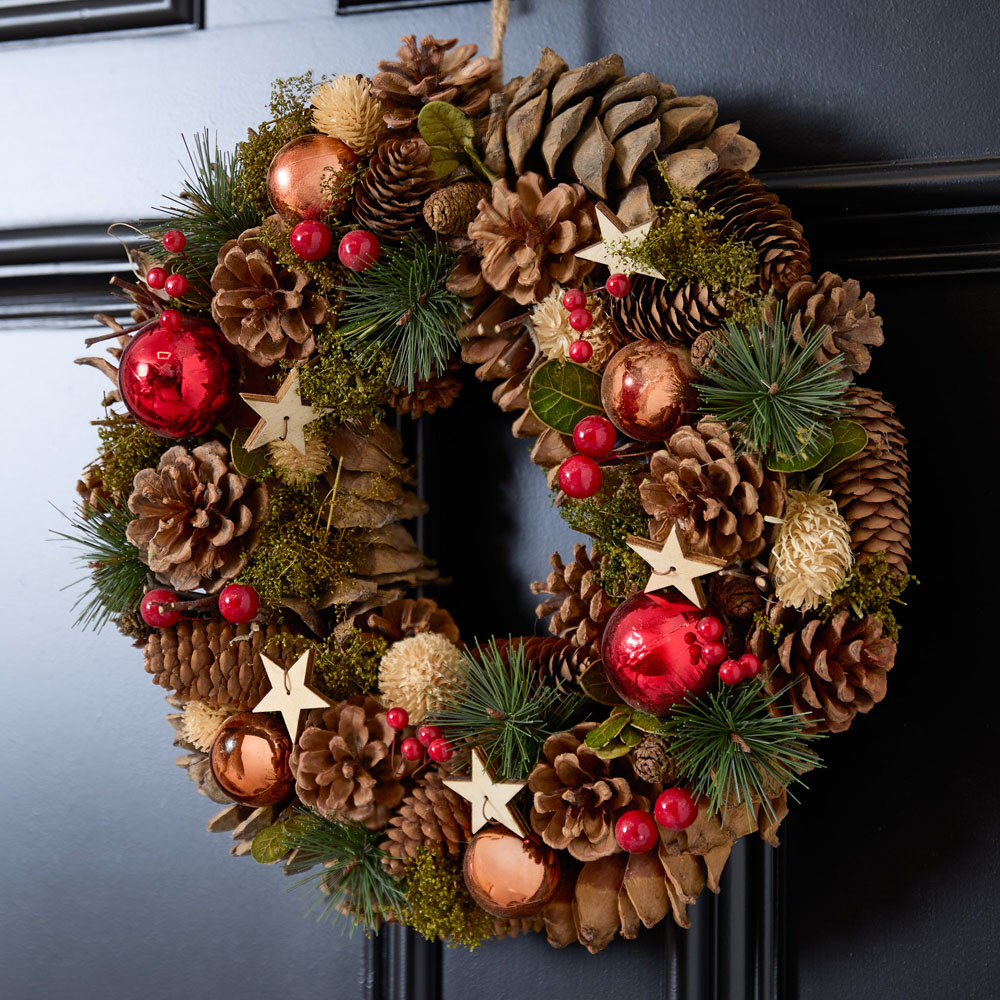 Dibor Fern Leave Artificial Christmas Wreath with Baubles and Stars 36cm Image 2