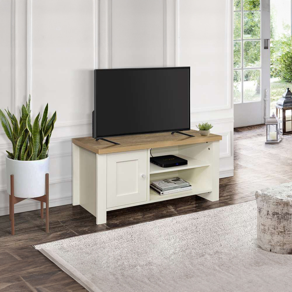 Highgate Single Door 2 Shelf Cream Oak Small TV Unit Image 6