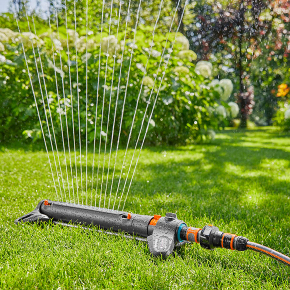 Gardena AquaZoom Oscillating Sprinkler with Free Connector Image 8