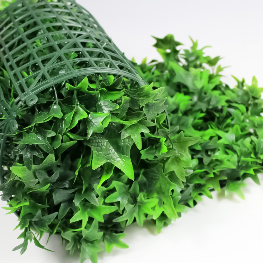 Pack of 12 Ivy Hedging Mat - 50cm x 50cm Image 2