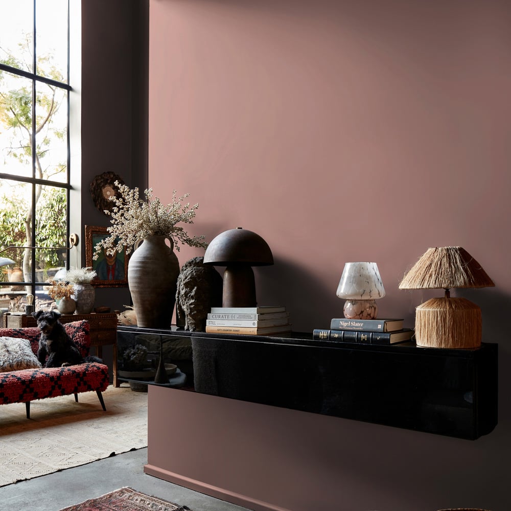 Abigail Ahern Baked Madagascar Eggshell Paint 1L Image 5