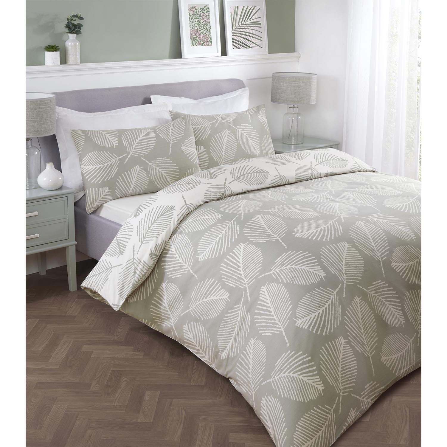 Divante Falling Leaves King Size Green and White Duvet Set Image 2