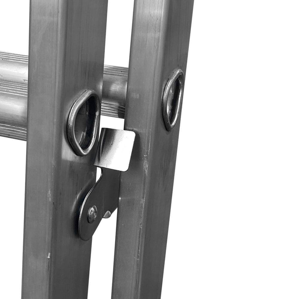 LFI PRo Double Section 11 Rung Extension Ladder 3m Image 3