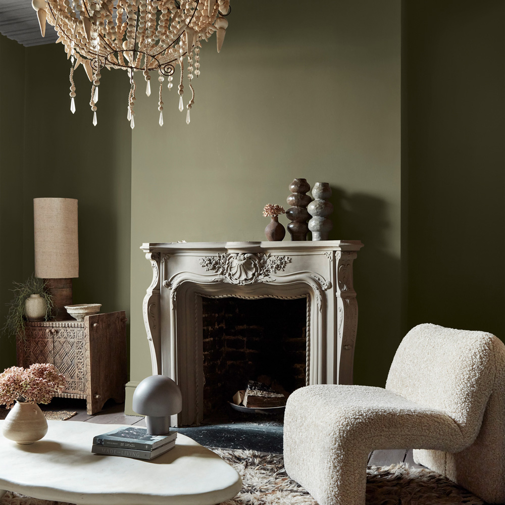 Abigail Ahern Walls and Ceilings Neptune Grass Emulsion Paint 2.5L Image 5