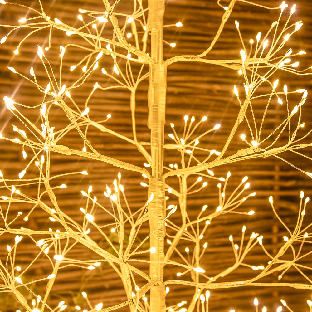 The Christmas Centre 1200 Warm White LED Pre-Lit Gold Wire Light-Up Xmas Tree 4ft Image 5