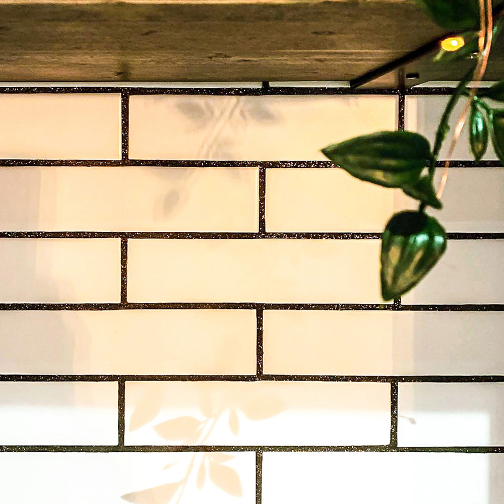 Hemway Bright White Grout with White Iridescent Glitter Ready-Mixed Grout and Fix Adhesive 4.5kg Image 5