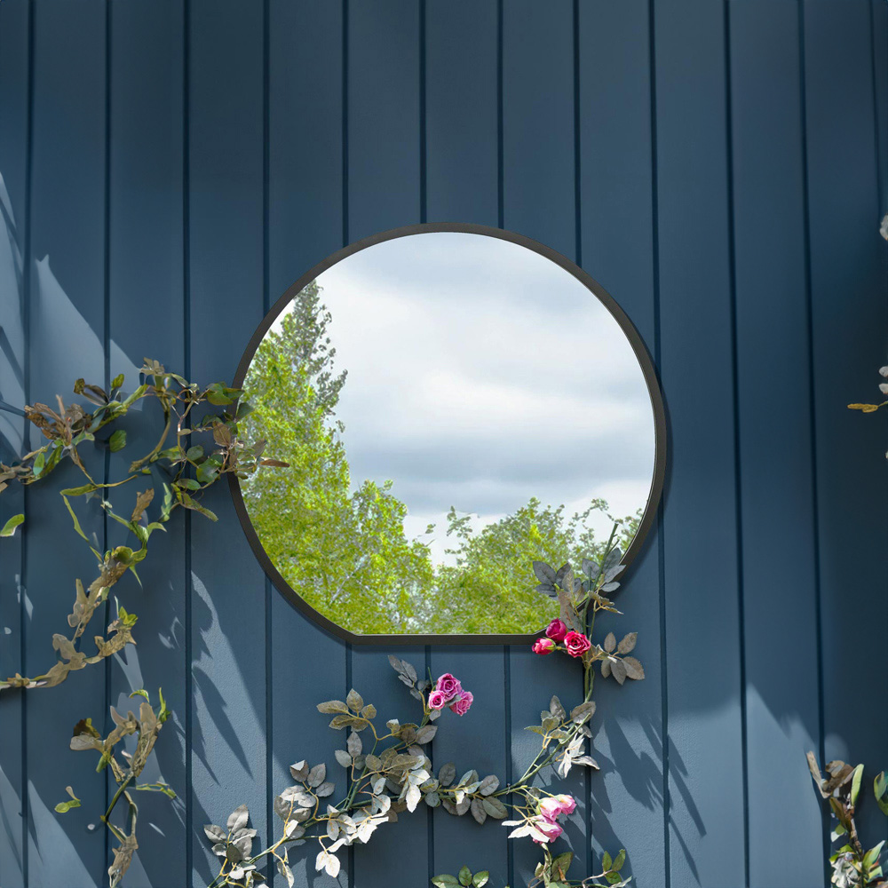 MirrorOutlet The Circulus Black Flat Bottom Circular Outdoor Garden Wall Mirror 84 x 80cm Image 7