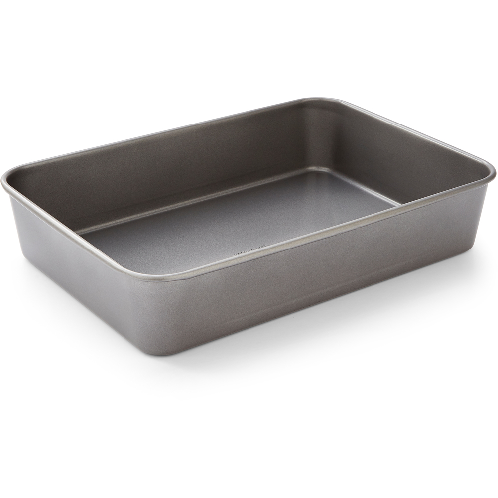 Morphy Richards Oven Tray and Roasting Tin Set Image 3