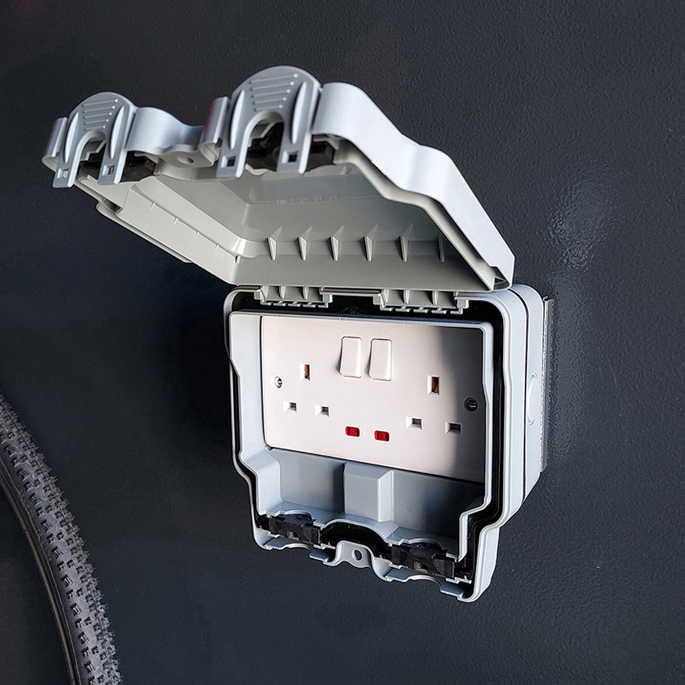 Asgard Centurion 5x 14ft Double Door Green High Security Apex Motorcycle Garage Image 8