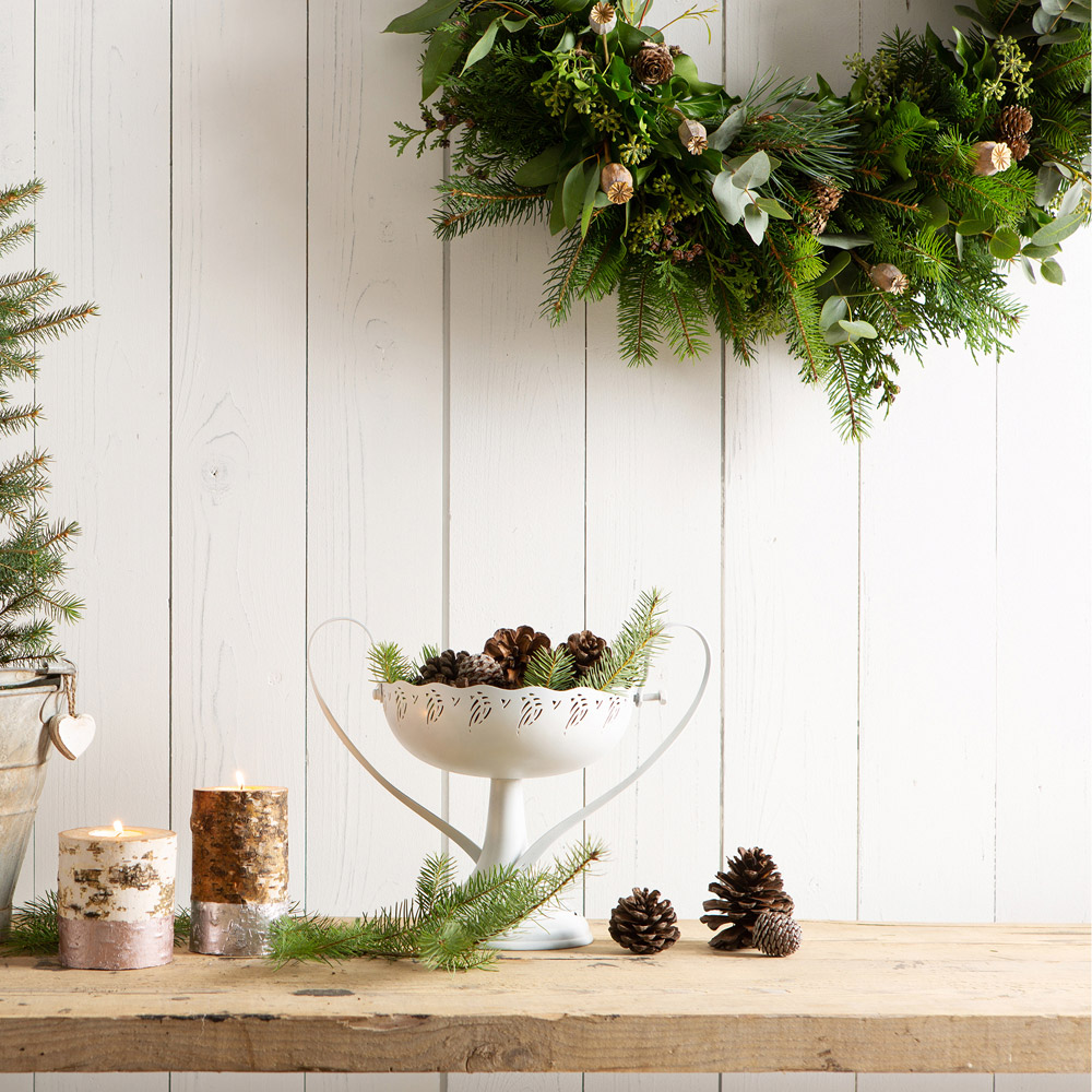 Craig & Rose Walls and Ceilings Craftsmans White Chalky Emulsion Paint 5L Image 4