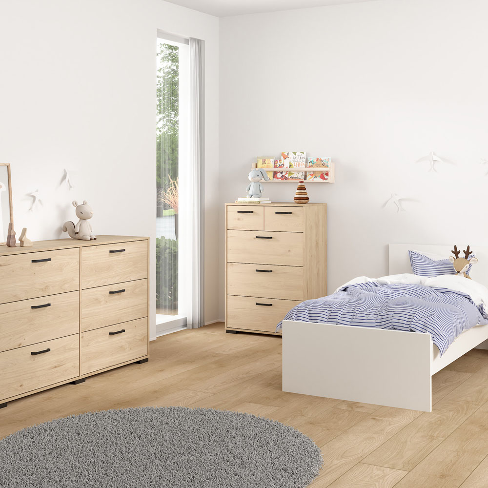 Florence Sofia 5 Drawer Jackson Hickory Chest of Drawers Image 6