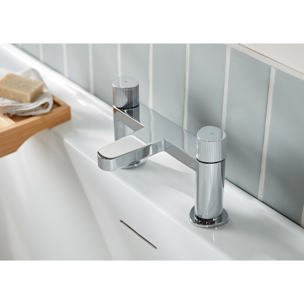 Bristan Liso Chrome Bath Filler Tap Image 6