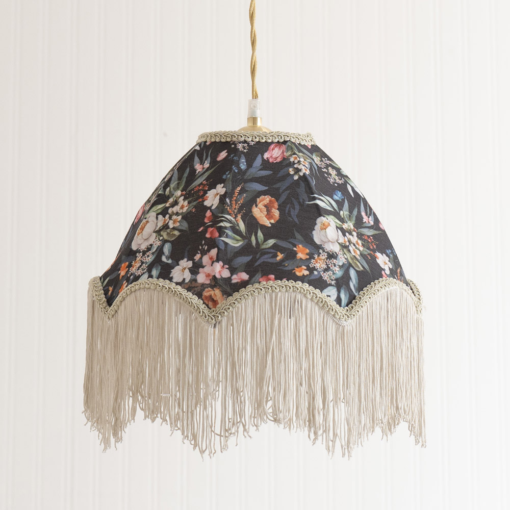 ValueLights Peony Scalloped Floral Fabric Classic Lamp Shade with Cream Tassels Image 4
