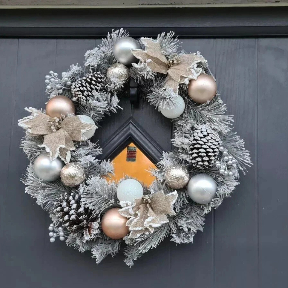 Marco Paul Snow Covered Silver Accent Artificial Christmas Wreath 45cm Image 4