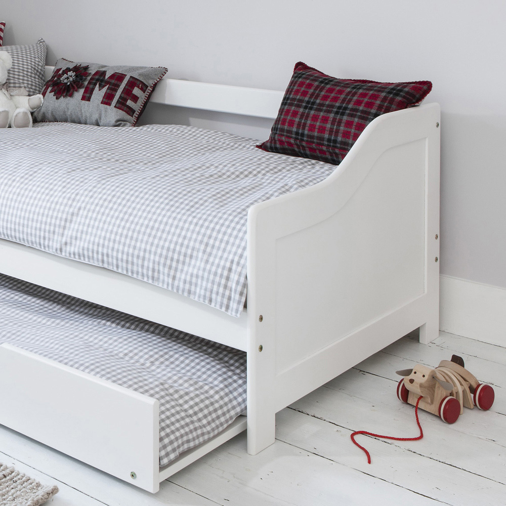 Noa and Nani Hove White Day Bed with Pull-Out Trundle | Homebase