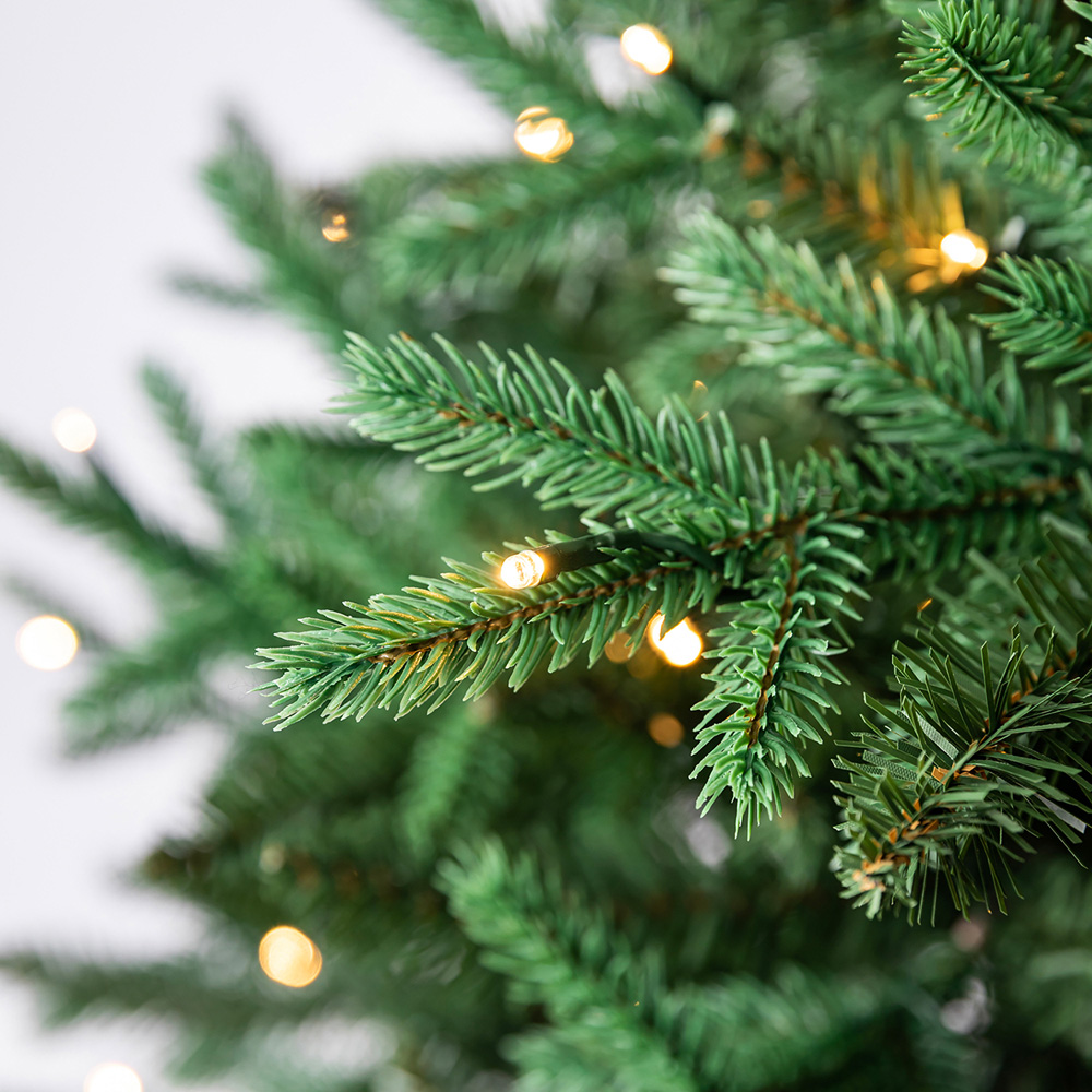 Evergreen Classics Augusta Pine Premium Artificial Christmas Tree 7ft Image 7