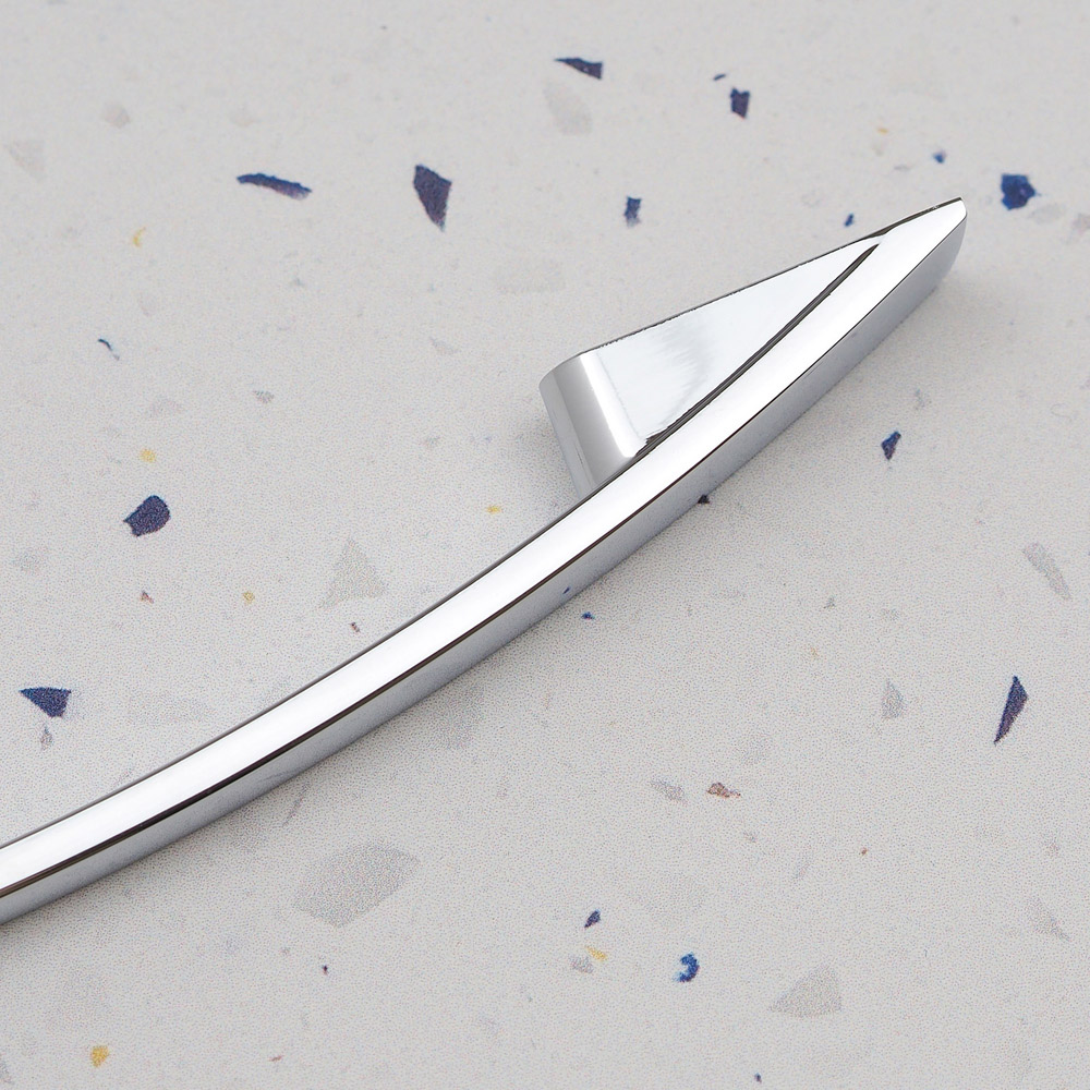 Handle & Home Polished Chrome Bow Handle 128mm Image 7